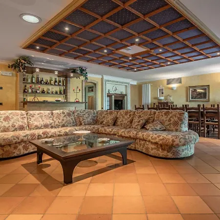 Elegant In The Hills Of Tortoreto With A Garden * Poggio Morello