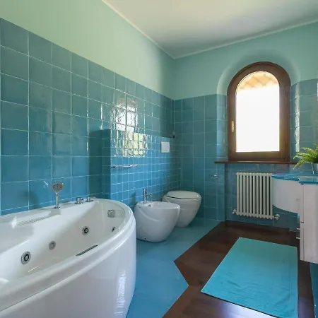 Elegant In The Hills Of Tortoreto With A Garden Villa Poggio Morello