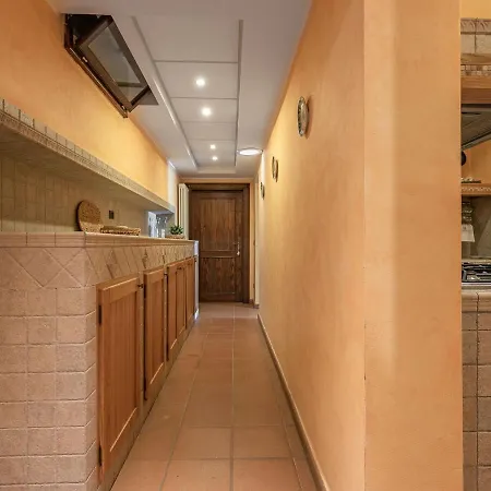 Elegant In The Hills Of Tortoreto With A Garden Villa *
